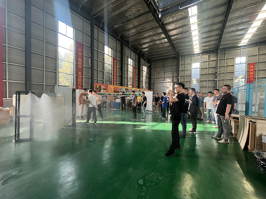 参观福尔盾车间